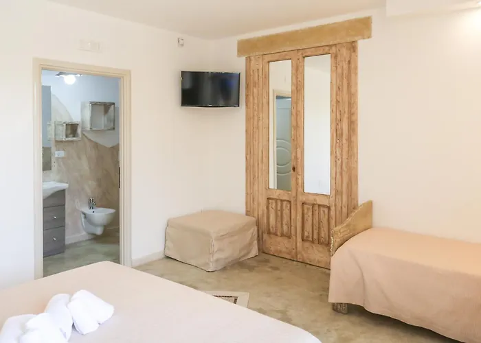 Blue And Blue Bed and Breakfast