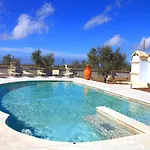 Blue And Blue Bed & Breakfast