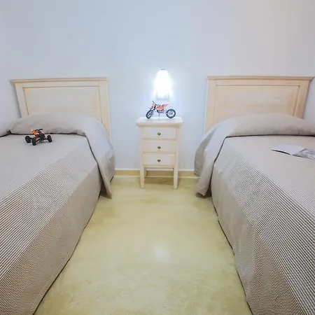 Bed & Breakfast Blue And Blue 4*